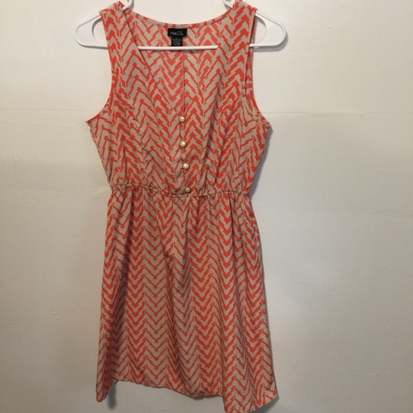 Rue21 Dresses & Skirts - Spring dress 👗